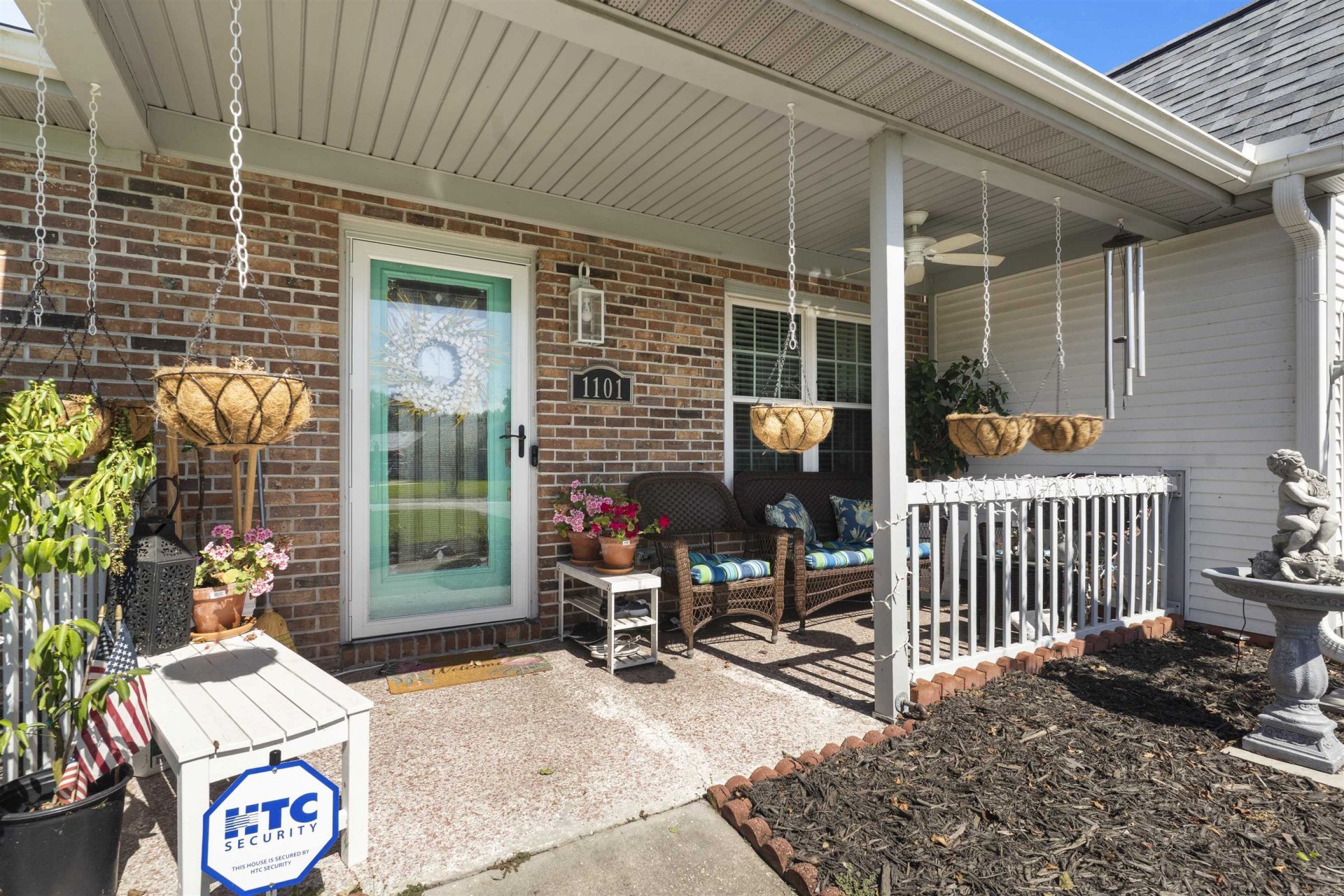 1101 Fox Sparrow Dr. Photo 5