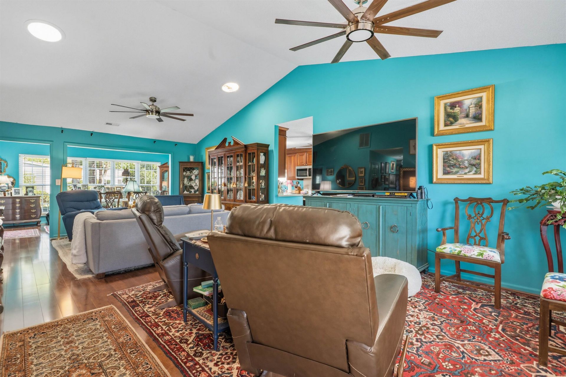 1101 Fox Sparrow Dr. Photo 8