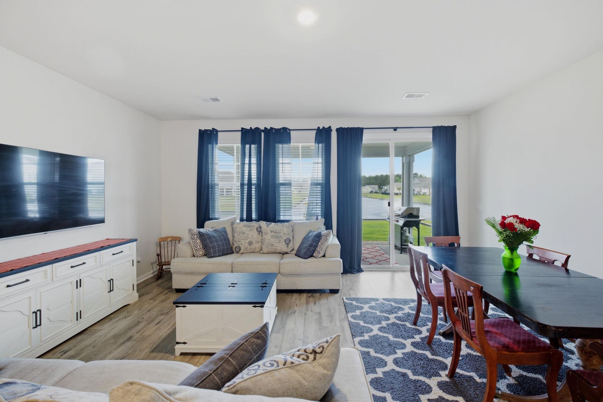 727 Mustang Ranch Dr. Photo 17