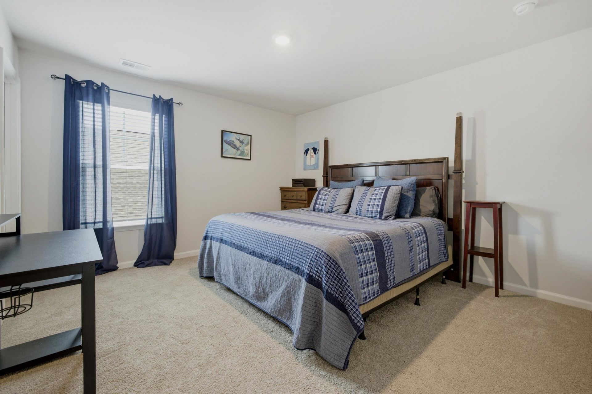727 Mustang Ranch Dr. Photo 32