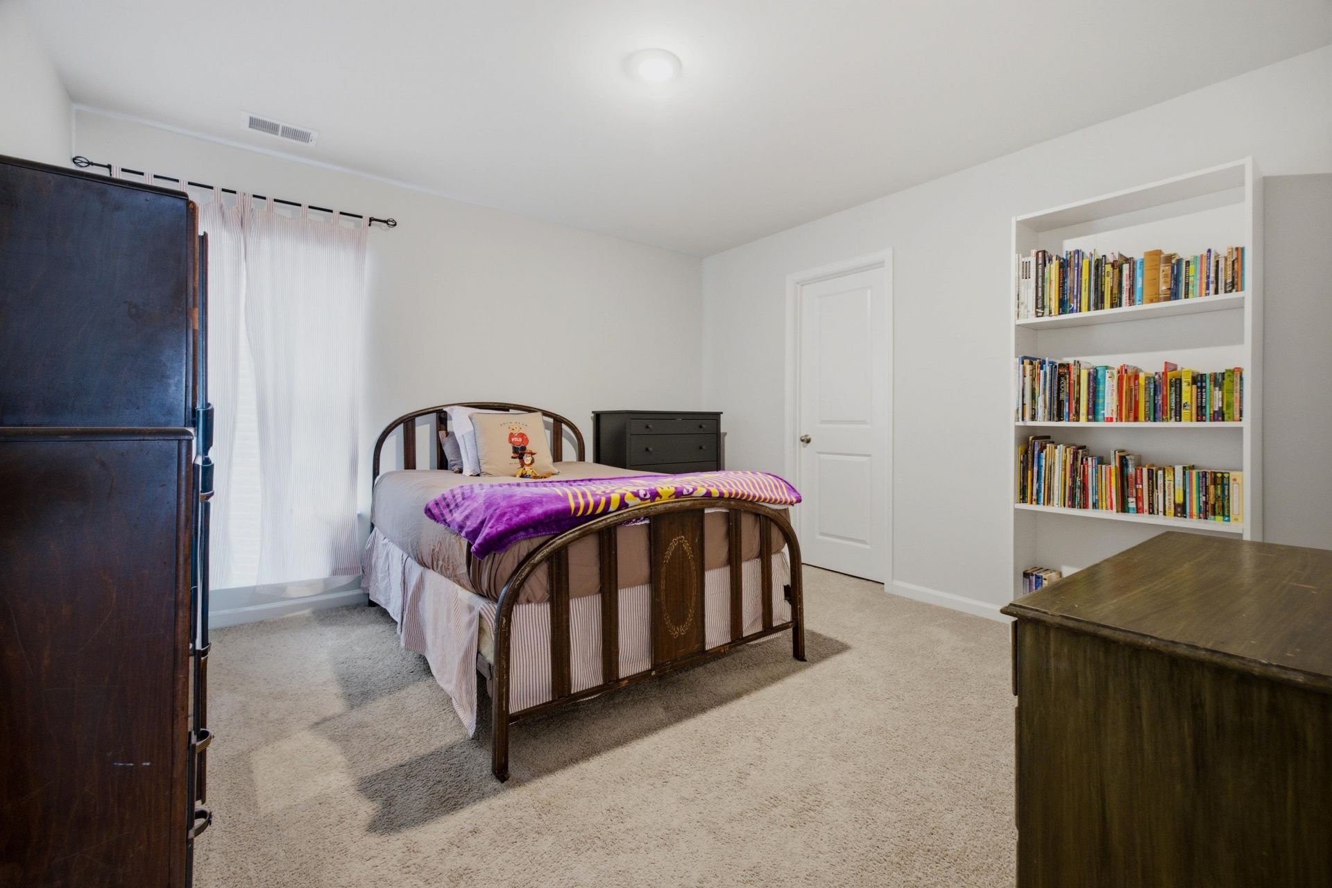 727 Mustang Ranch Dr. Photo 34
