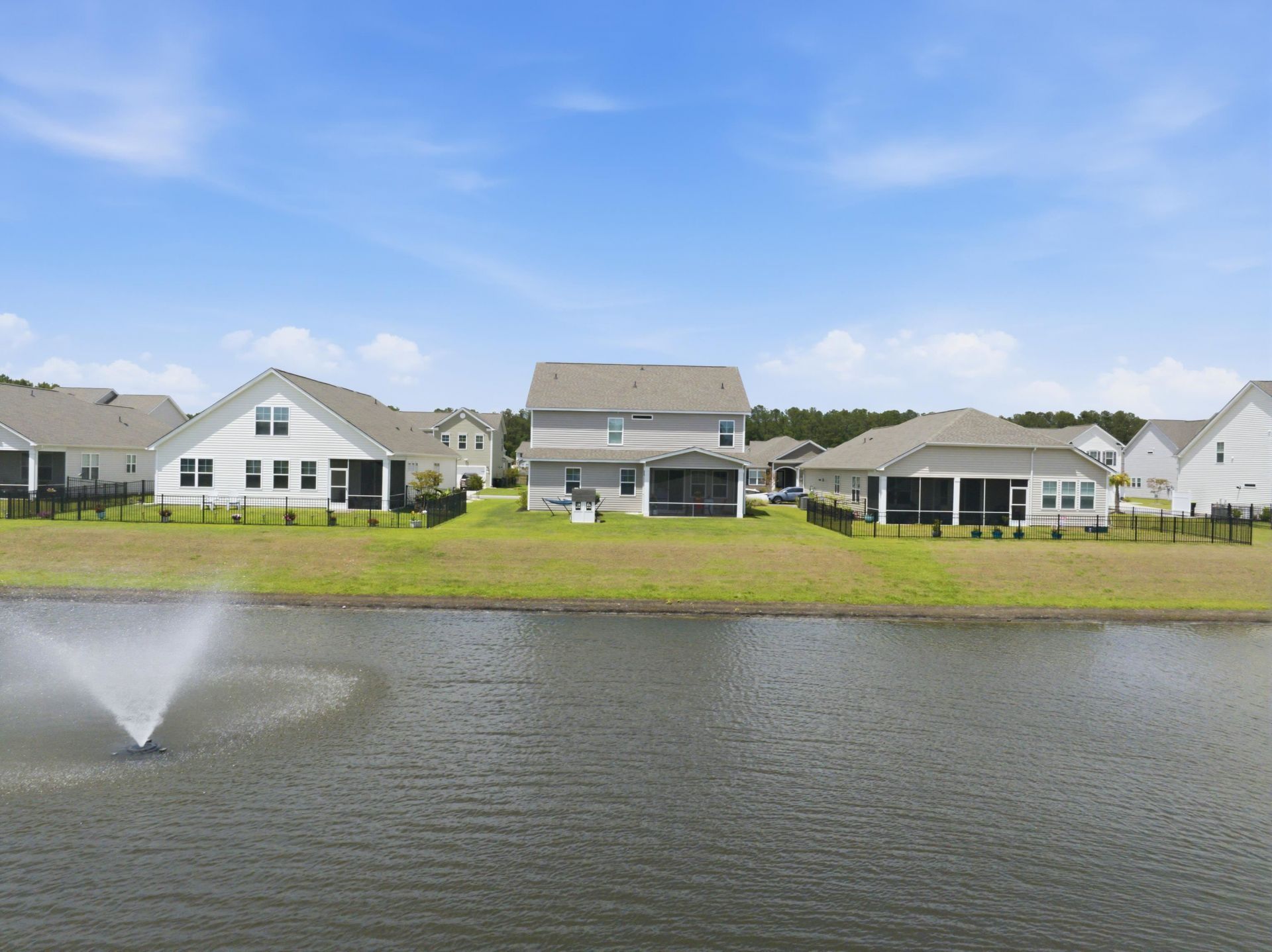 727 Mustang Ranch Dr. Photo 47