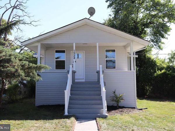 1528 HUNT AVENUE, LANDOVER, MD 20785