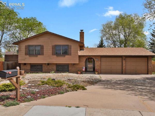 6037 Copper Mountain Drive, Colorado Springs, CO 80918