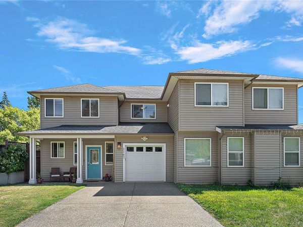2167 Pyrite Dr, Sooke, BC V9Z 0L8
