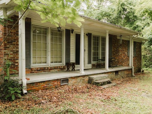 1615 Scott Ave, Russellville, AL 35653