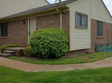 48600 Sugarbush Road, Chesterfield Twp, MI 48047