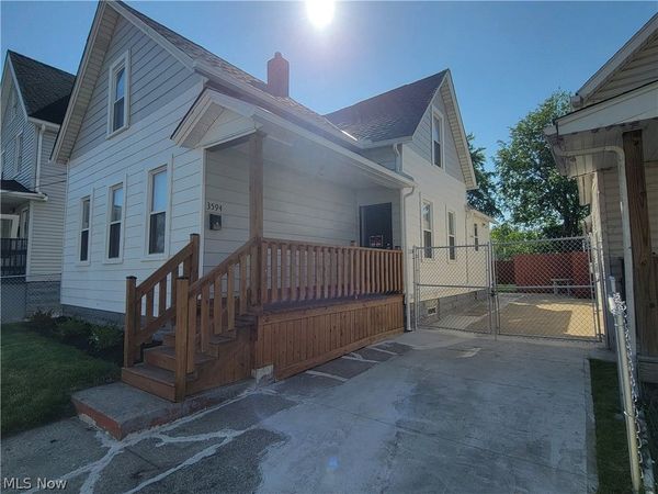 3594 W 60th Street , Cleveland, OH 44102