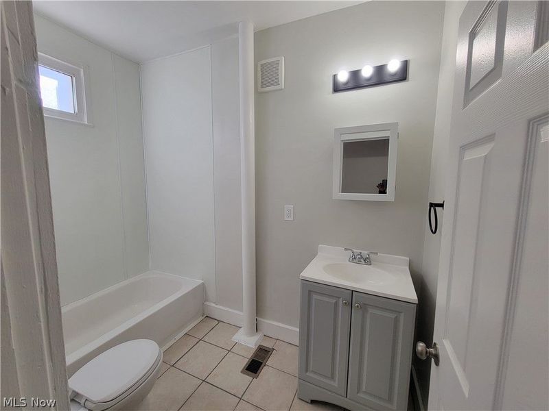 3594 W 60th Street, Cleveland, OH 44102 Photo 20