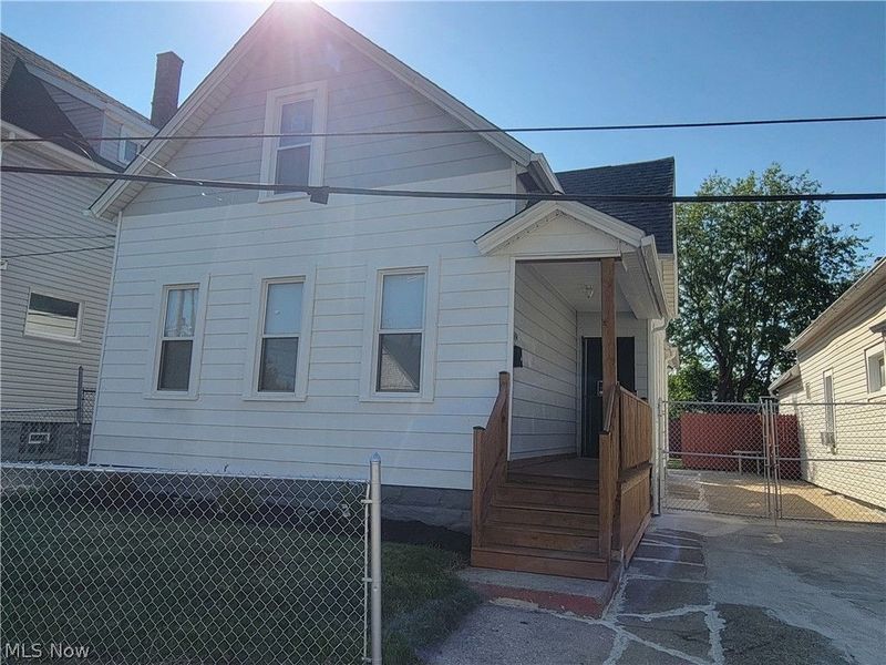 3594 W 60th Street, Cleveland, OH 44102 Photo 3