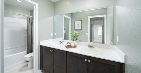 10195 Ragan Dr, Elk Grove, CA 95757 Photo