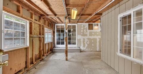 2511 Ferndale Ave, Sacramento, CA 95822 Photo