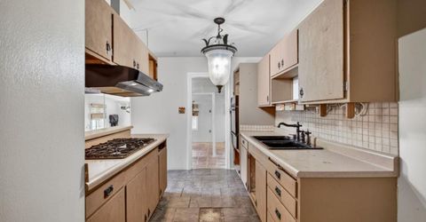 2511 Ferndale Ave, Sacramento, CA 95822 Photo