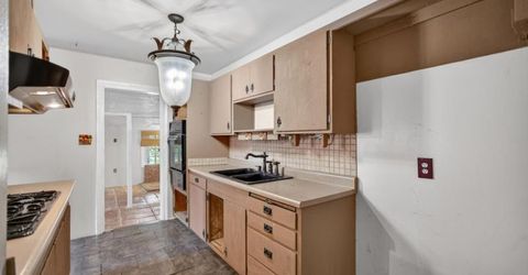 2511 Ferndale Ave, Sacramento, CA 95822 Photo