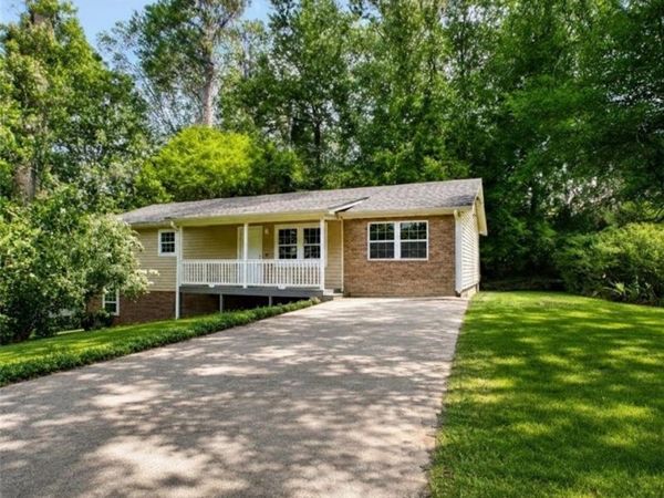 231 Hardy Way , Hiram, GA 30141