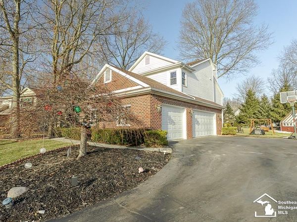 6820 stonegate Drive, Temperance, MI 48182
