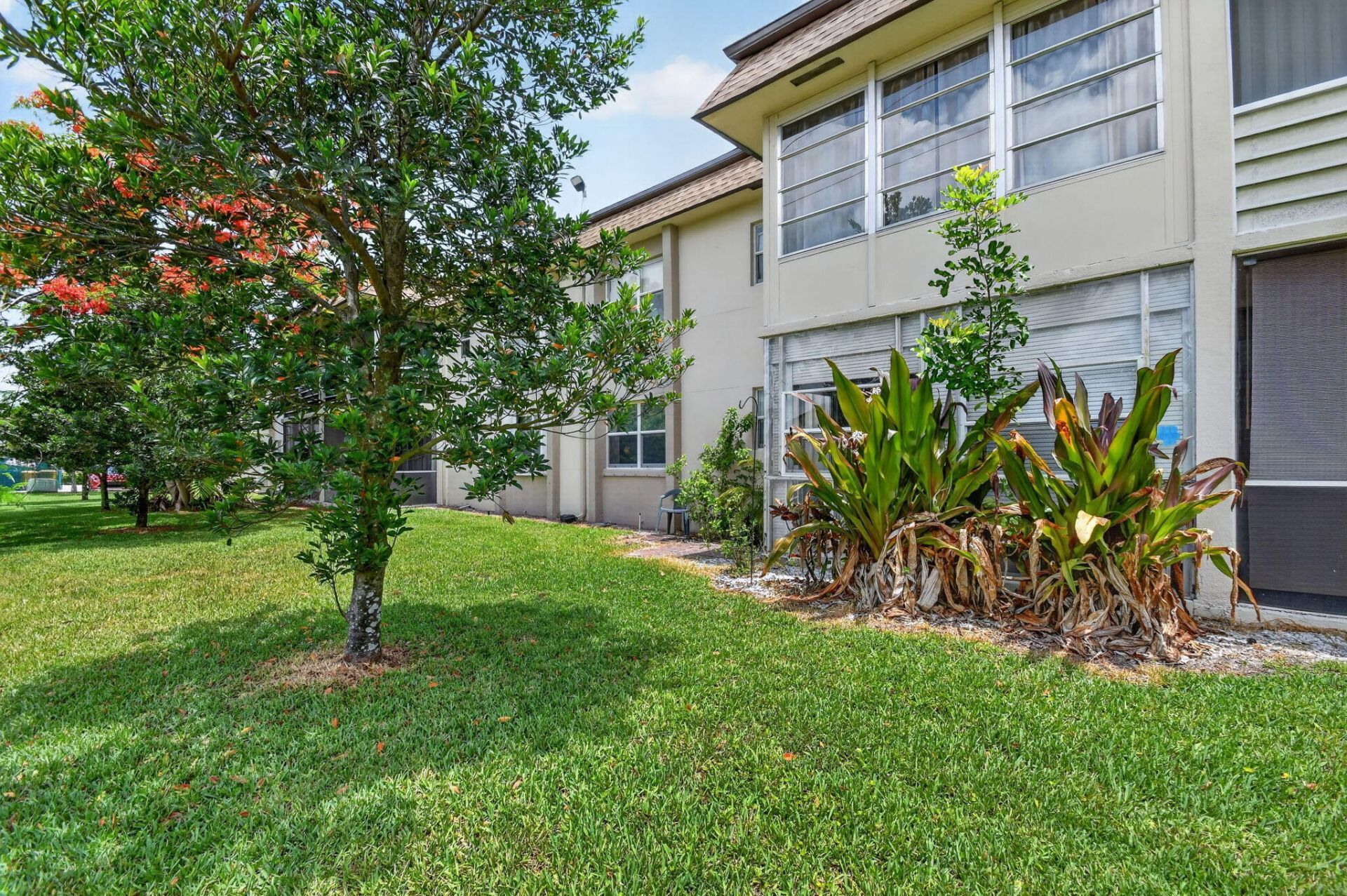 500 Davis Road, Unit 37, Palm Springs, FL 33461 Photo
