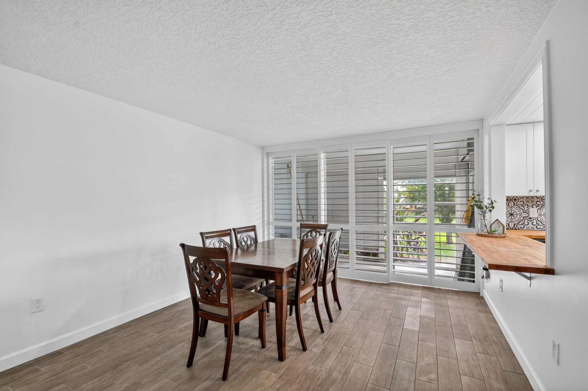 500 Davis Road, Unit 37, Palm Springs, FL 33461 Photo
