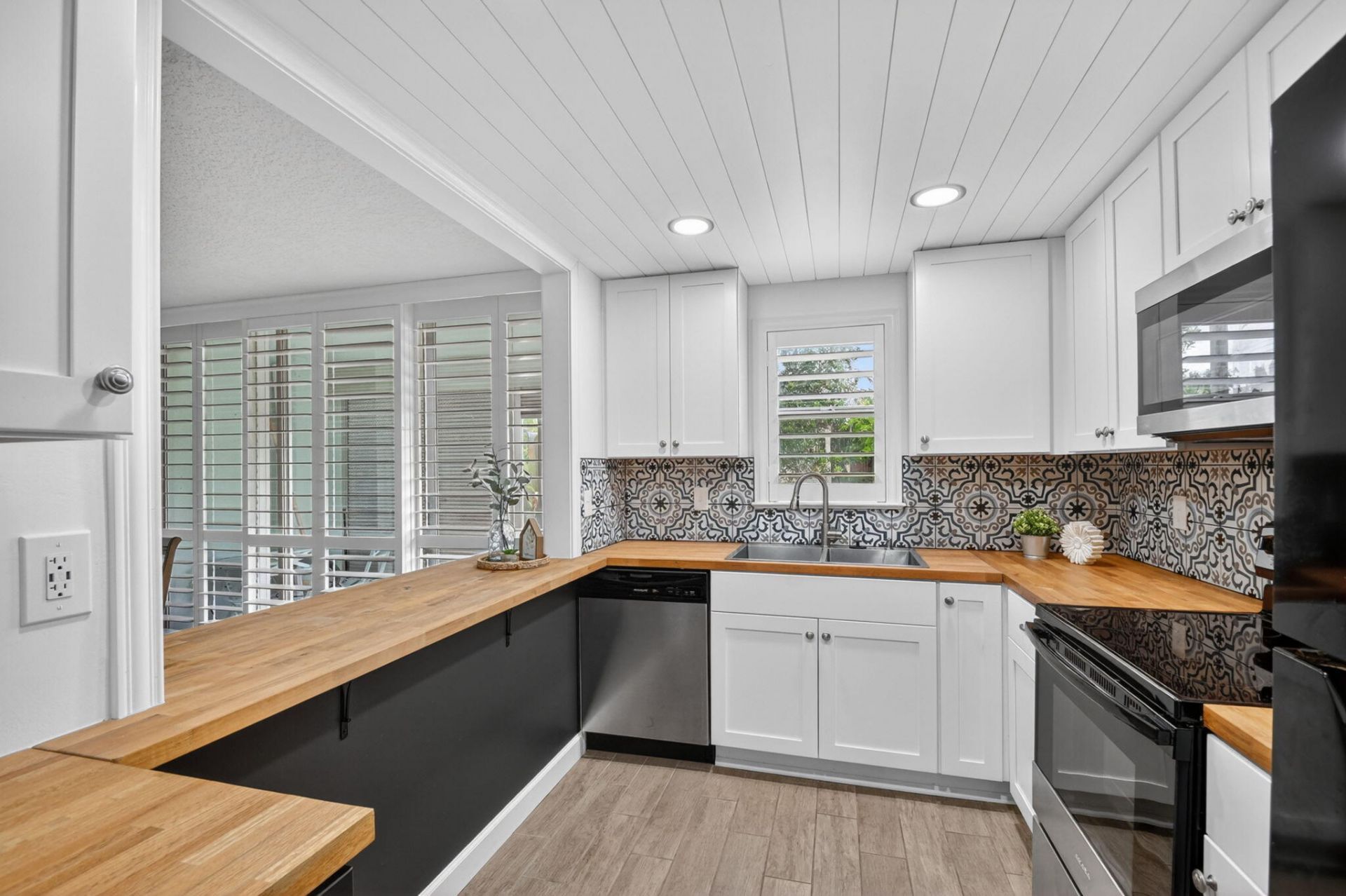 500 Davis Road, Unit 37, Palm Springs, FL 33461 Photo
