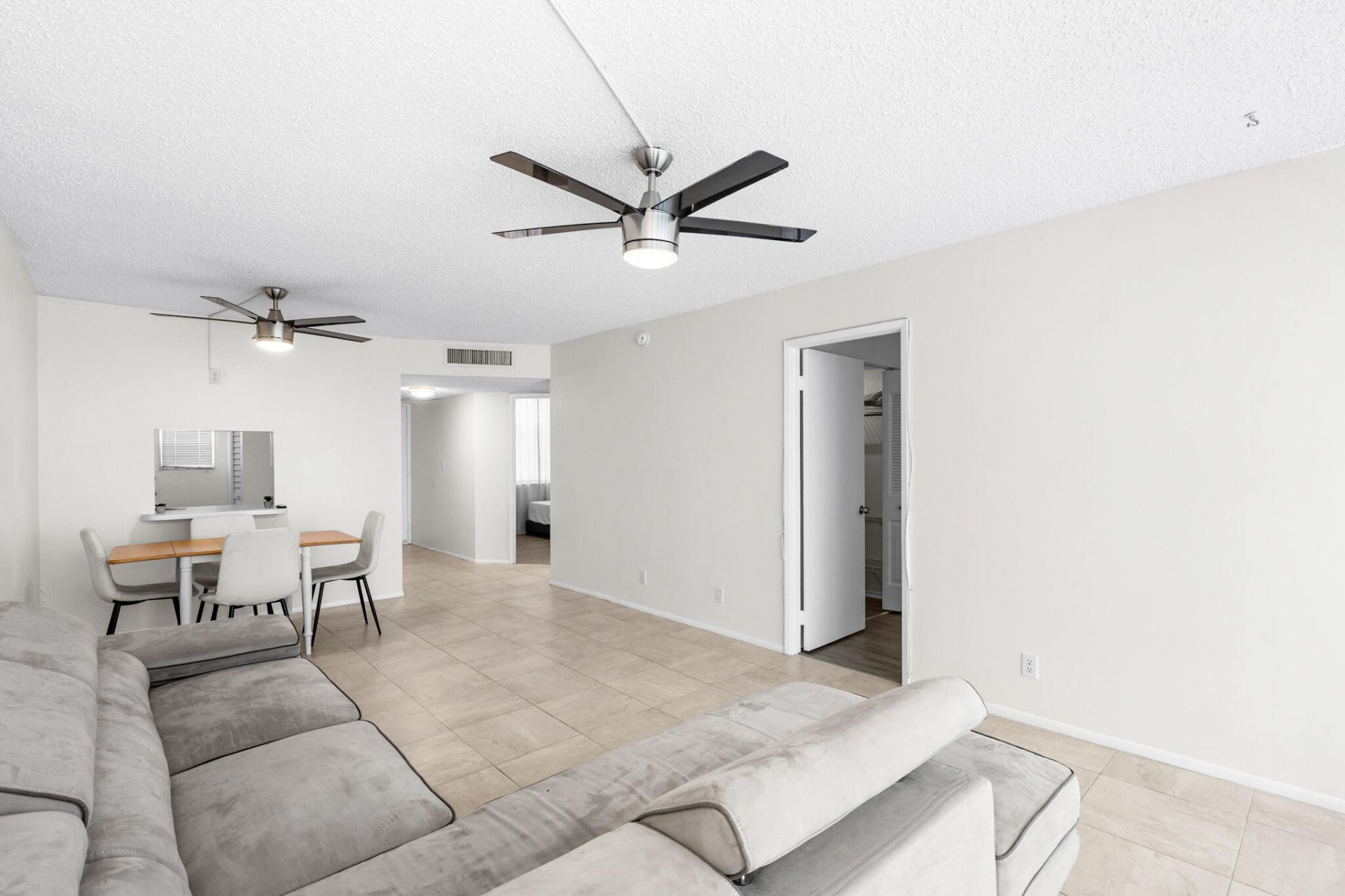 4501 NE 21 Avenue, Unit 406, Fort Lauderdale, FL 33308 Photo