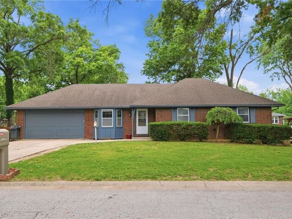 8315 Oakland Avenue, Kansas City, KS 66112