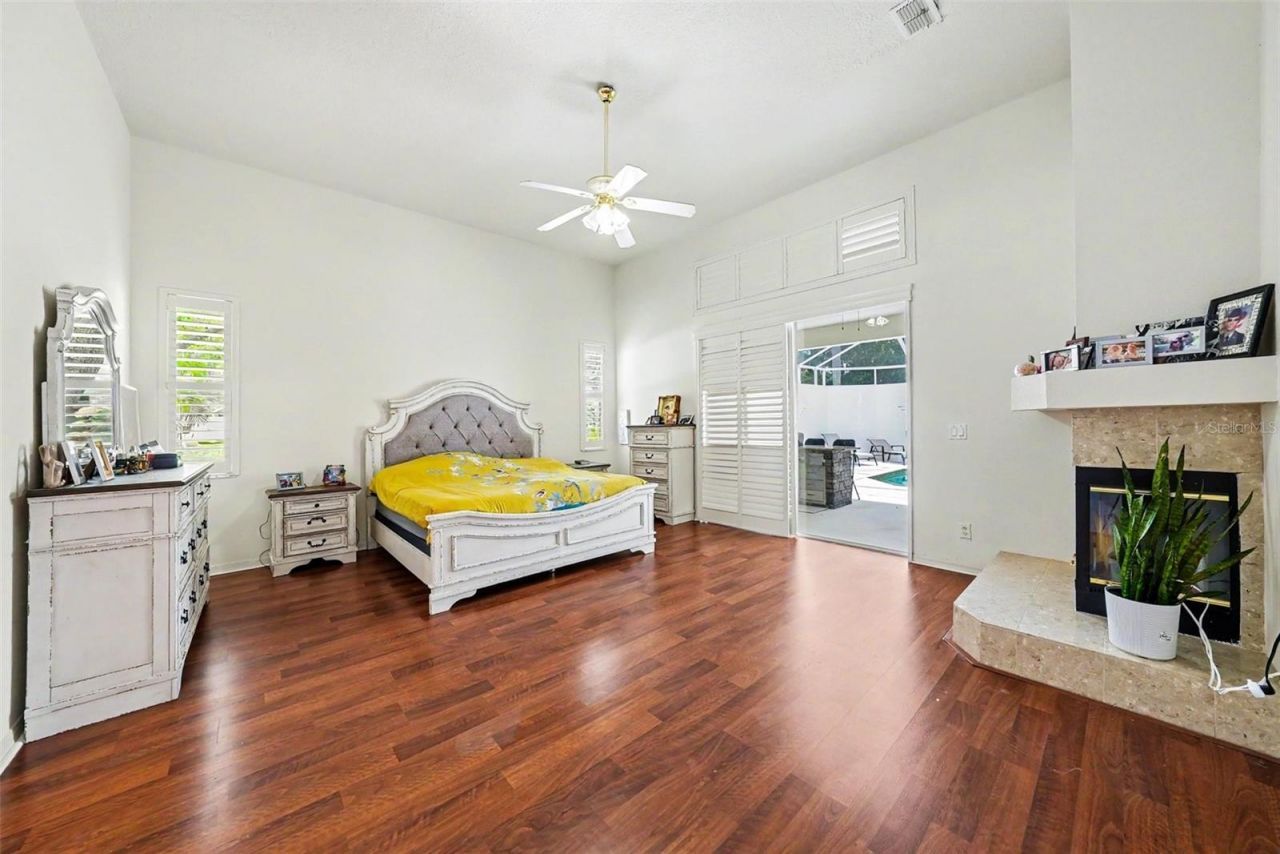 2528 Centennial Falcon Dr, Valrico, FL 33596 Photo