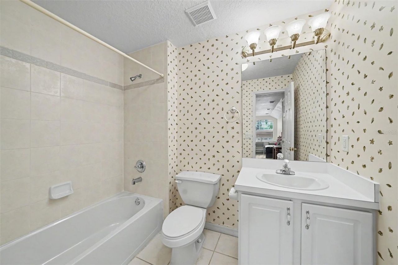 2528 Centennial Falcon Dr, Valrico, FL 33596 Photo