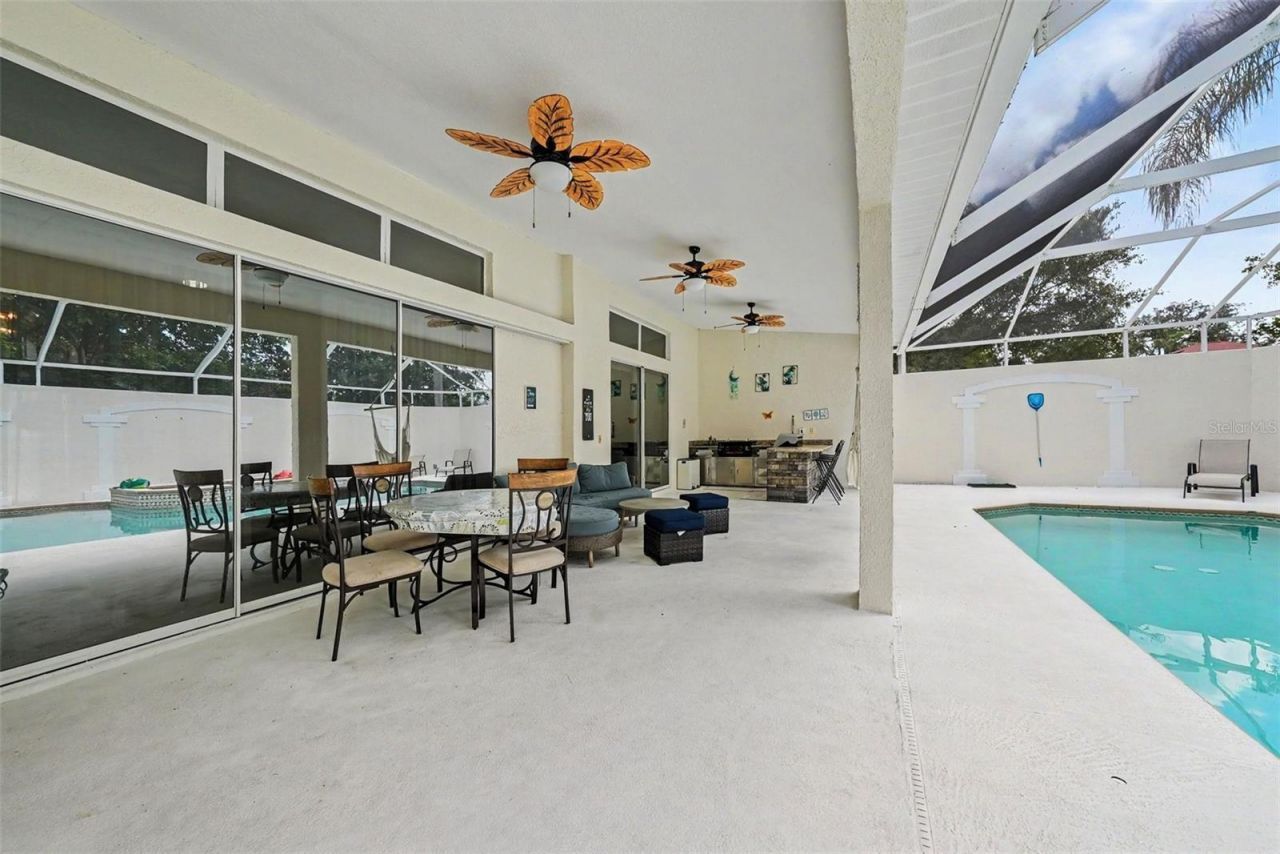 2528 Centennial Falcon Dr, Valrico, FL 33596 Photo