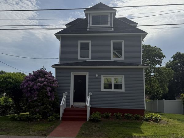 220 Newbury , Hartford, CT 06114