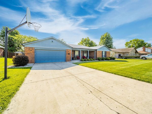 812 Eastgate Drive, Anderson, IN 46012