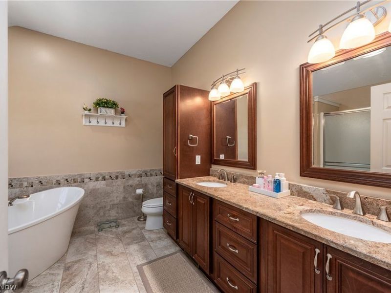20424 Scotch Pine Way, Strongsville, OH 44149 Photo 25