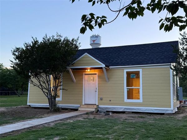 501 S Madera Street, Eastland, TX 76448