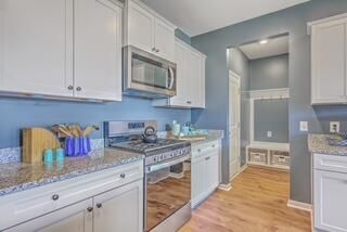 215 Shortmarsh Street Photo 14