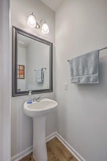 215 Shortmarsh Street Photo 19