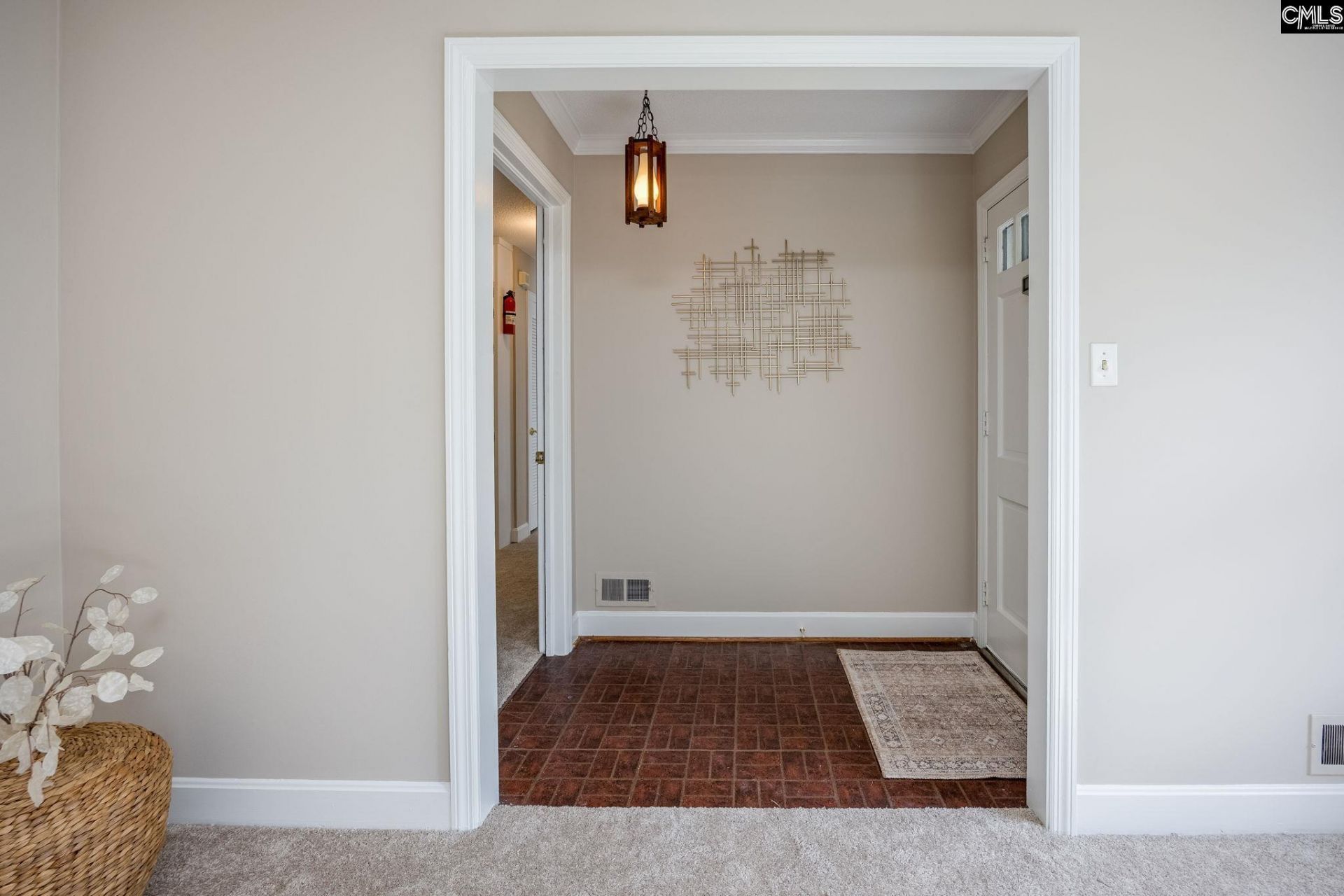 1019 Veterans Road Photo 7