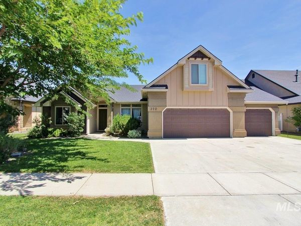 370 S Schober Loop, Nampa, ID 83686