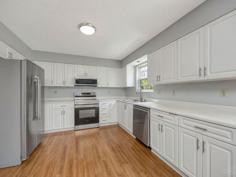 2137 Crest Road, Cincinnati, OH 45240 Photo 11