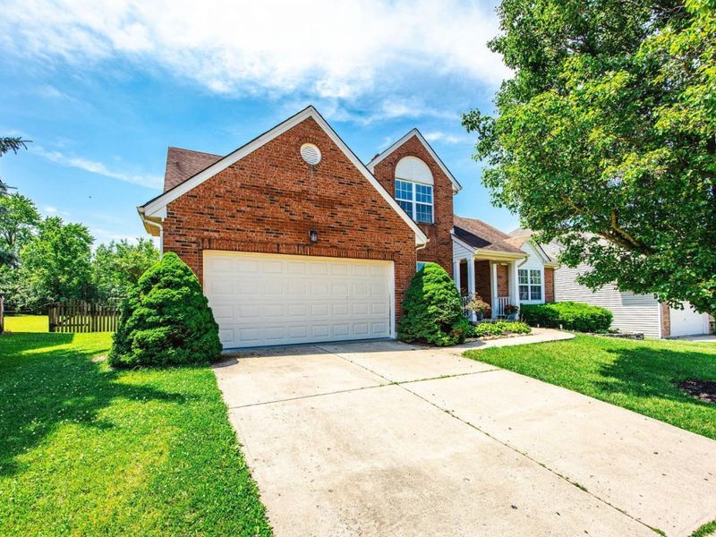 2137 Crest Road, Cincinnati, OH 45240 Photo 2
