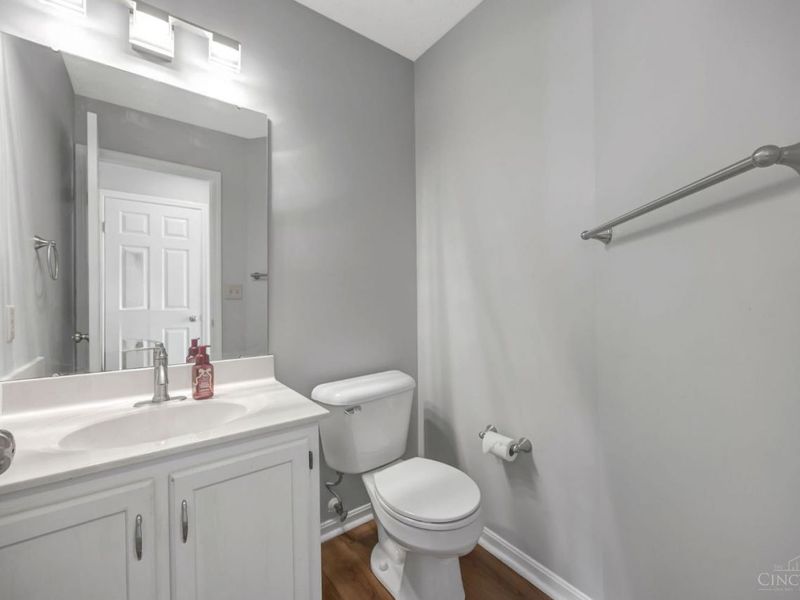 2137 Crest Road, Cincinnati, OH 45240 Photo 20