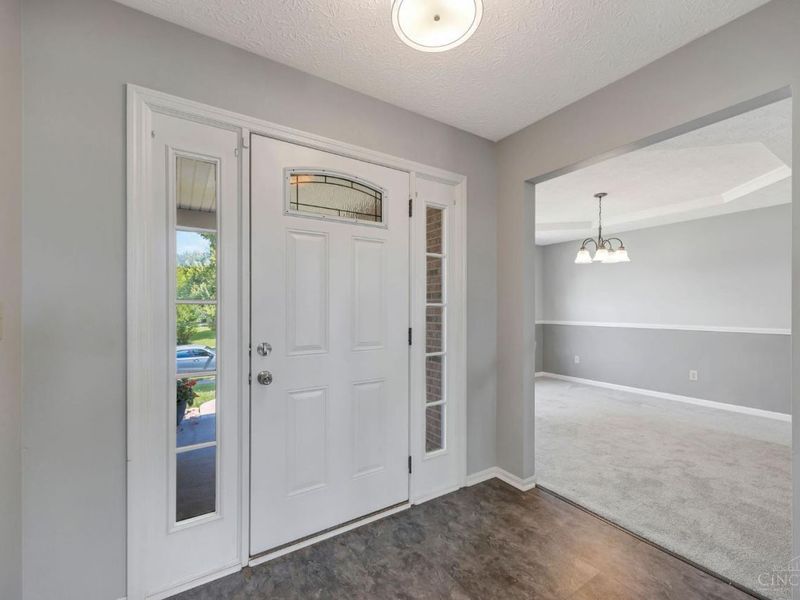 2137 Crest Road, Cincinnati, OH 45240 Photo 4