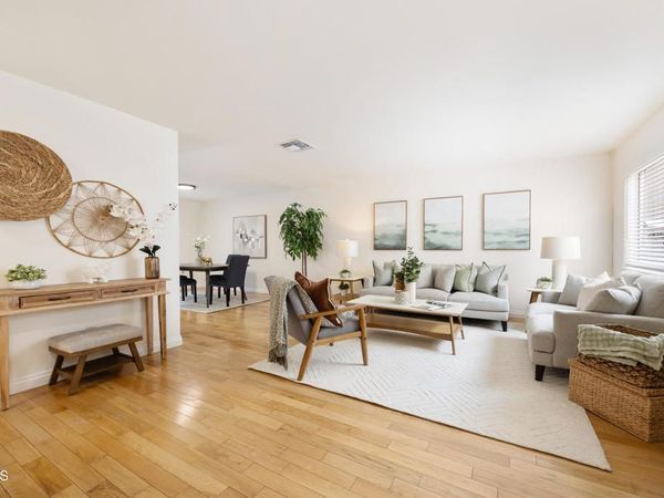49 N Parkwood Avenue, Unit 10, Pasadena, CA 91107