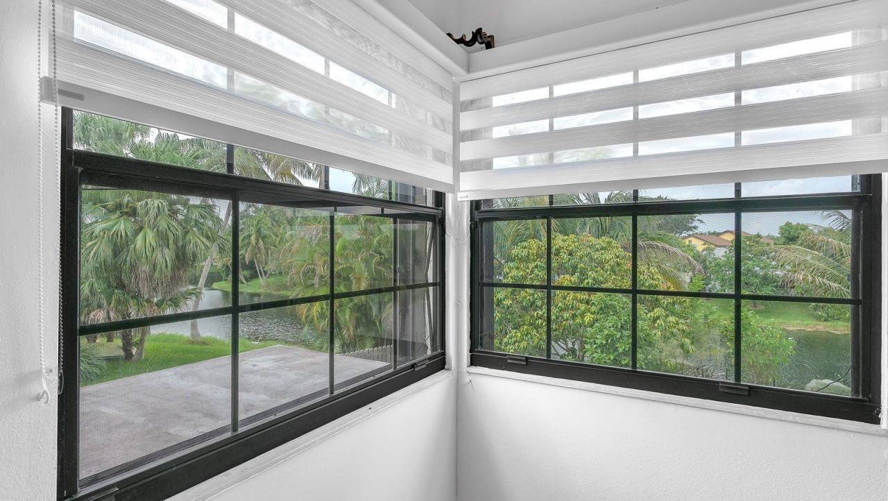 12003 Flicker Way, Hollywood, FL 33026 Photo