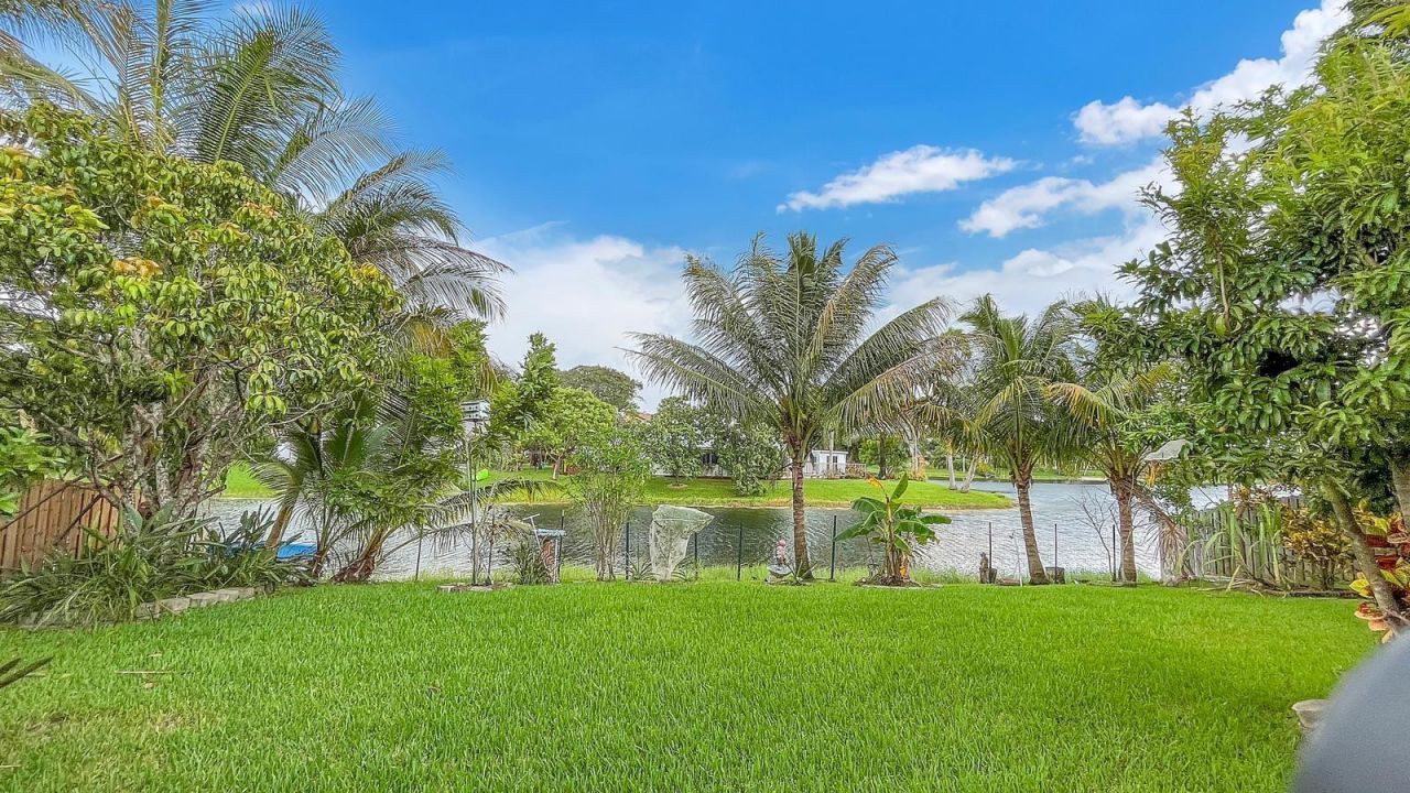 12003 Flicker Way, Hollywood, FL 33026 Photo