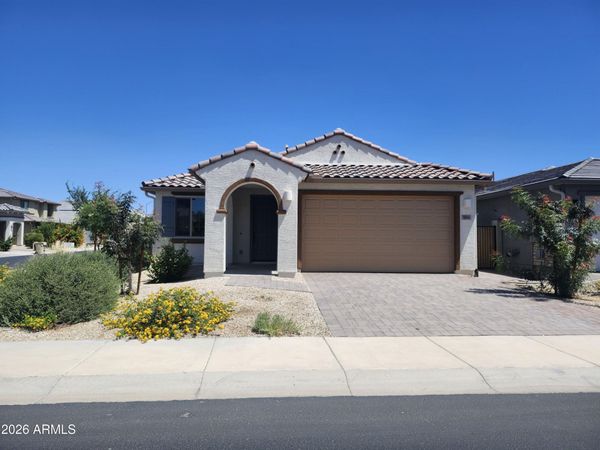 9046 W LUKE Avenue, Glendale, AZ 85305