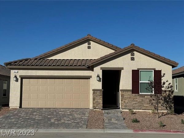 9021 Lucky Crest Street, Las Vegas, NV 89113