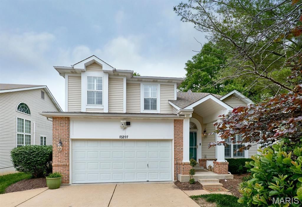 15207 Cambridge Terrace Court , Chesterfield, MO 63017 Main Photo