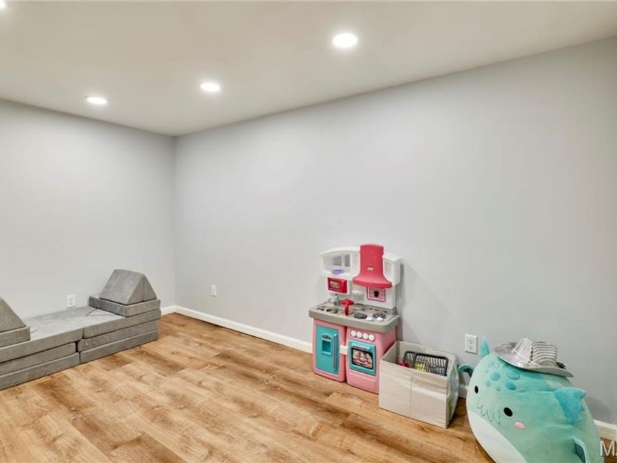 Property Image 64