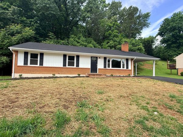 4954 North Spring DR , Roanoke, VA 24019