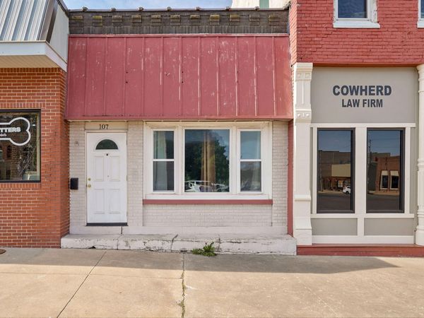 107 E Dallas Street , Mt Vernon, MO 65712