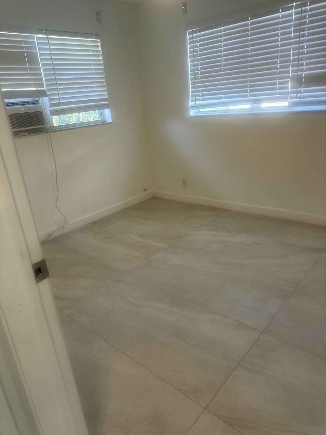 1505 NE 15th Avenue, Unit 1-2, Fort Lauderdale, FL 33304 Photo